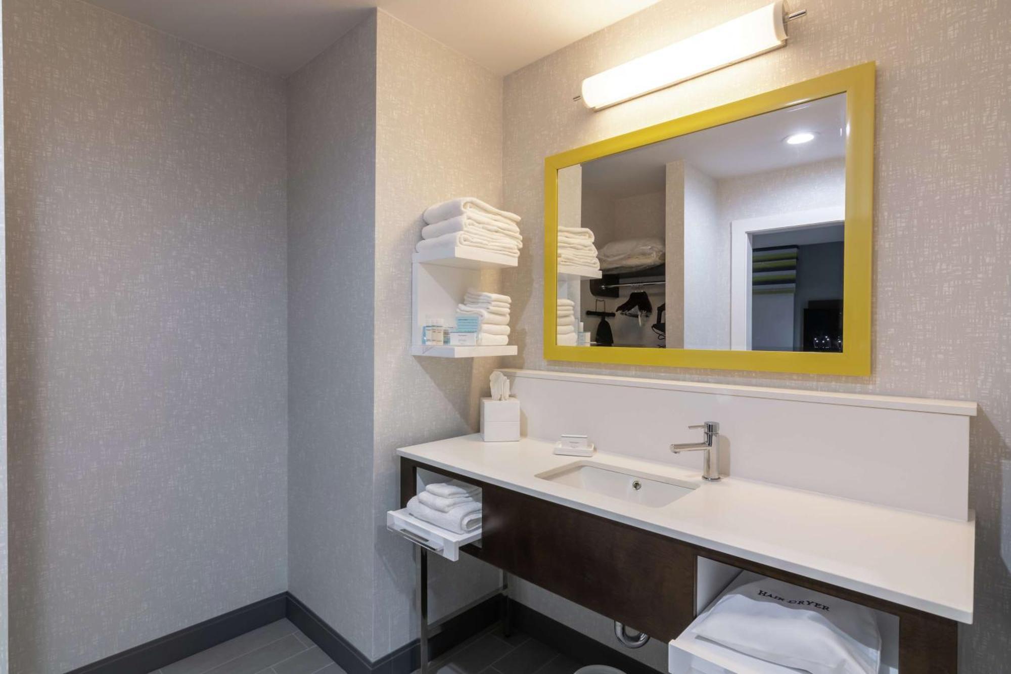 Hotel Hampton & East Dallas