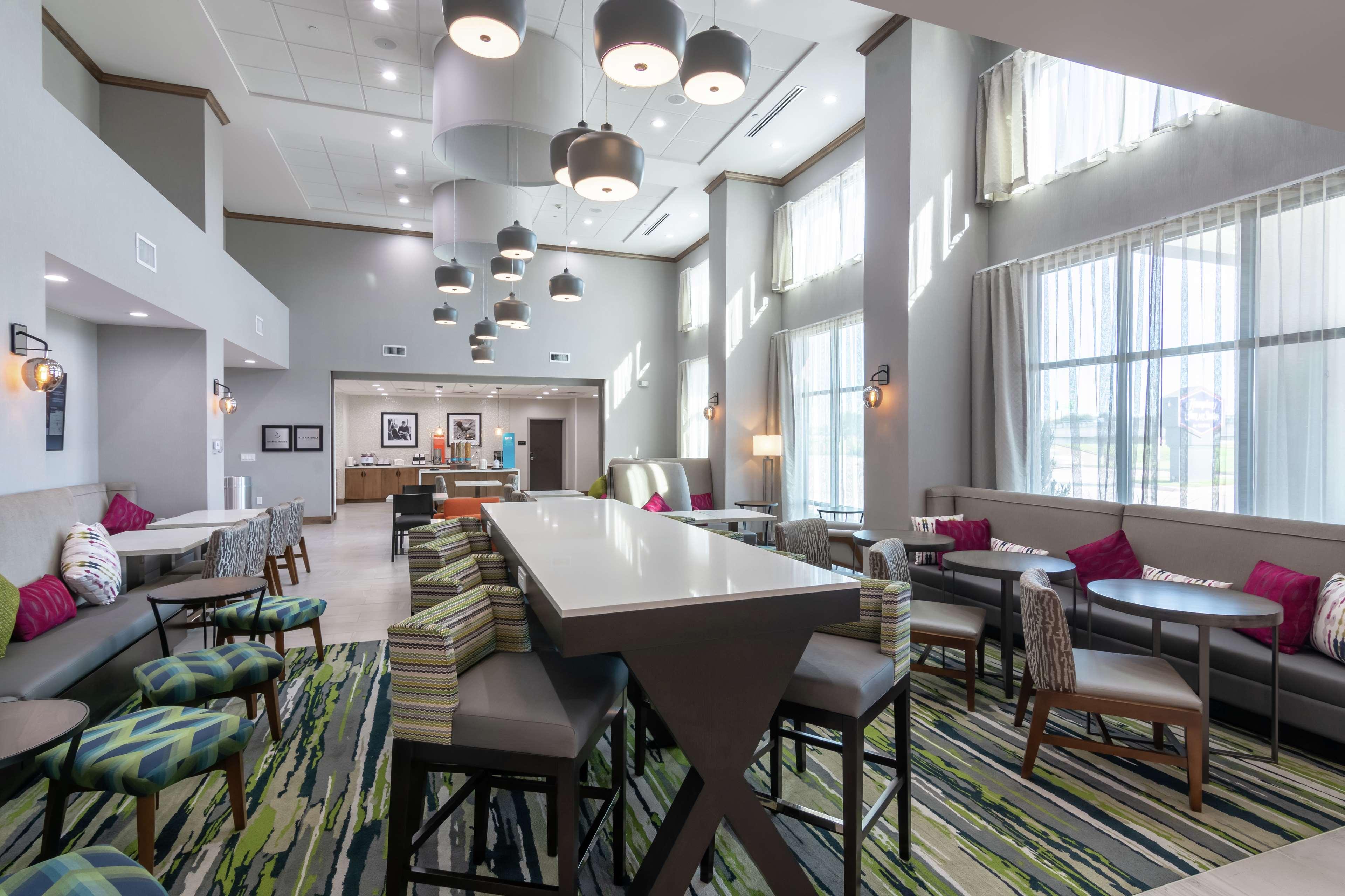 Hampton & East 3* Dallas